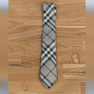 Burberry 100% Silk Classic Cut Check Tie